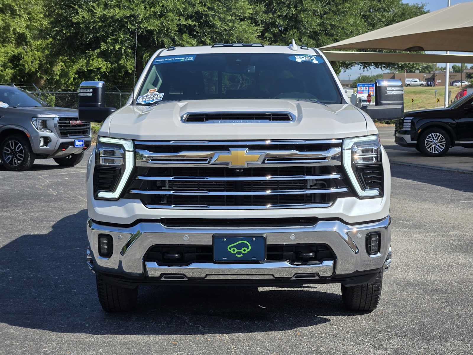 Certified 2024 Chevrolet Silverado 3500 LTZ w/ LTZ Convenience Package AWD/4WD image 3