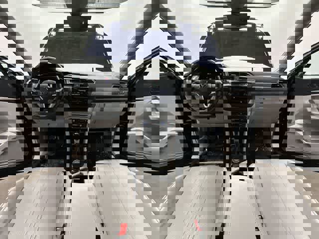 Certified 2022 Volkswagen Tiguan SE w/ Panoramic Sunroof Package image 21