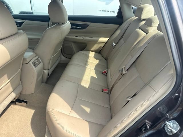 Used 2013 Nissan Altima 3.5 SL FWD image 16