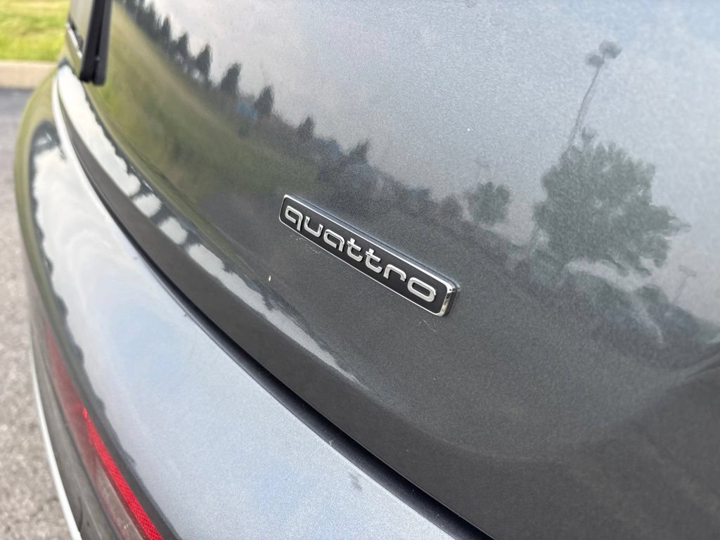 Used 2023 Audi Q5 2.0T Premium w/ Convenience Package AWD/4WD image 4