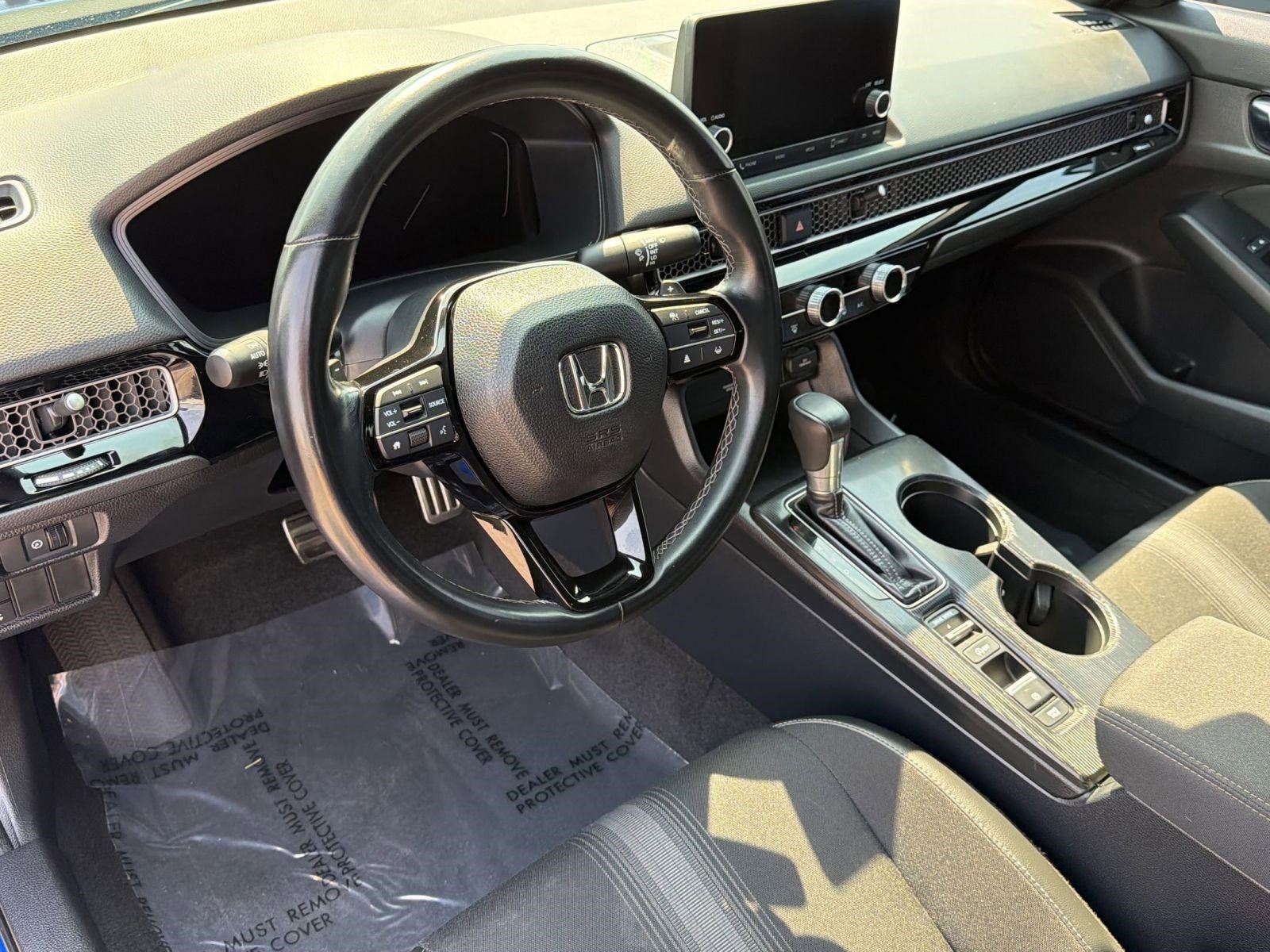 Used 2024 Honda Civic Sport image 4