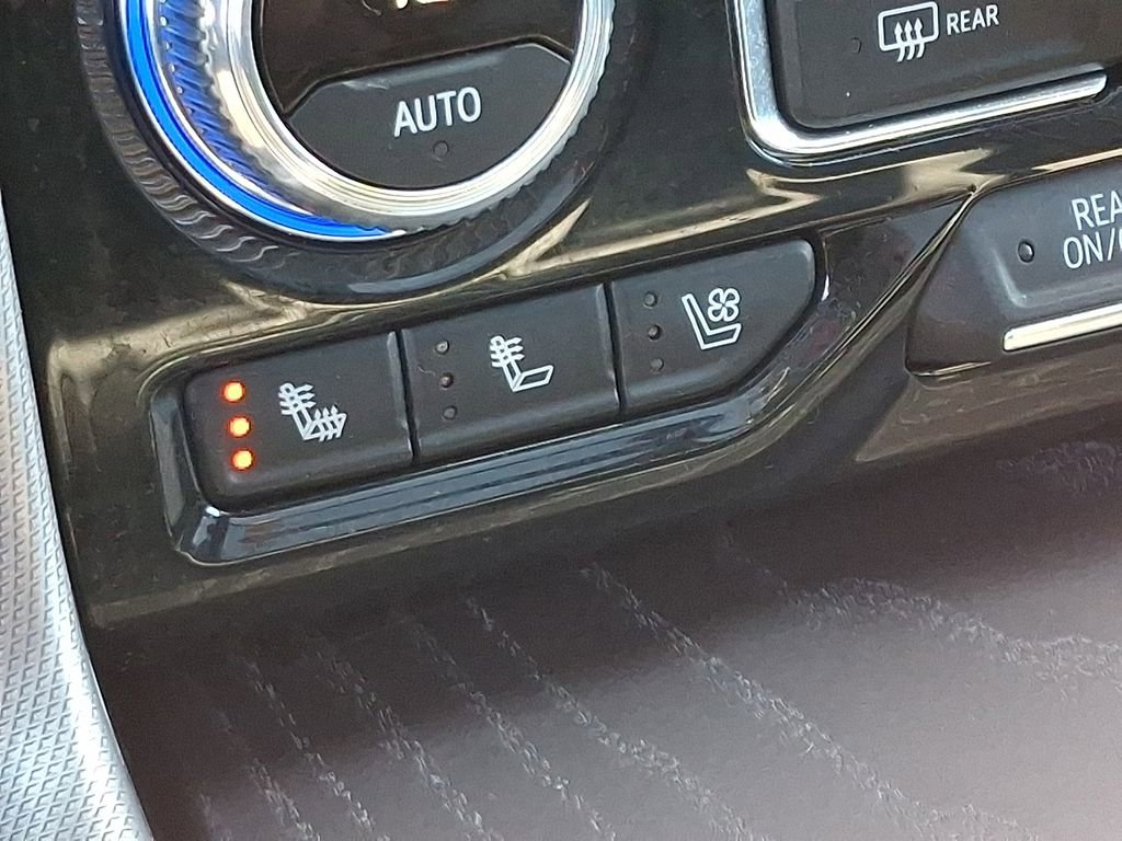 Certified 2024 GMC Yukon XL Denali w/ Advanced Technology Package image 26