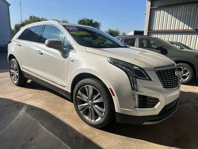 Used 2024 Cadillac XT5 Premium Luxury w/ LPO, Floor Liner Package AWD/4WD image 9