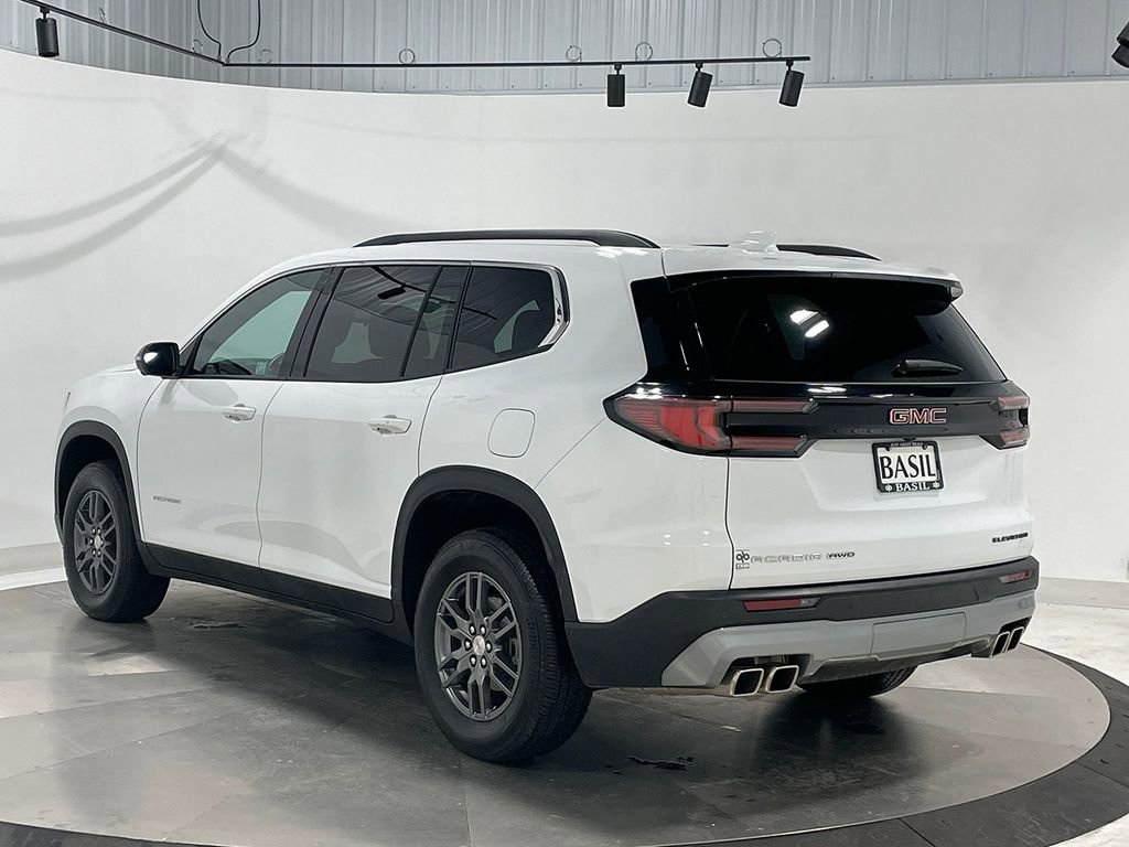 Used 2025 GMC Acadia Elevation image 14