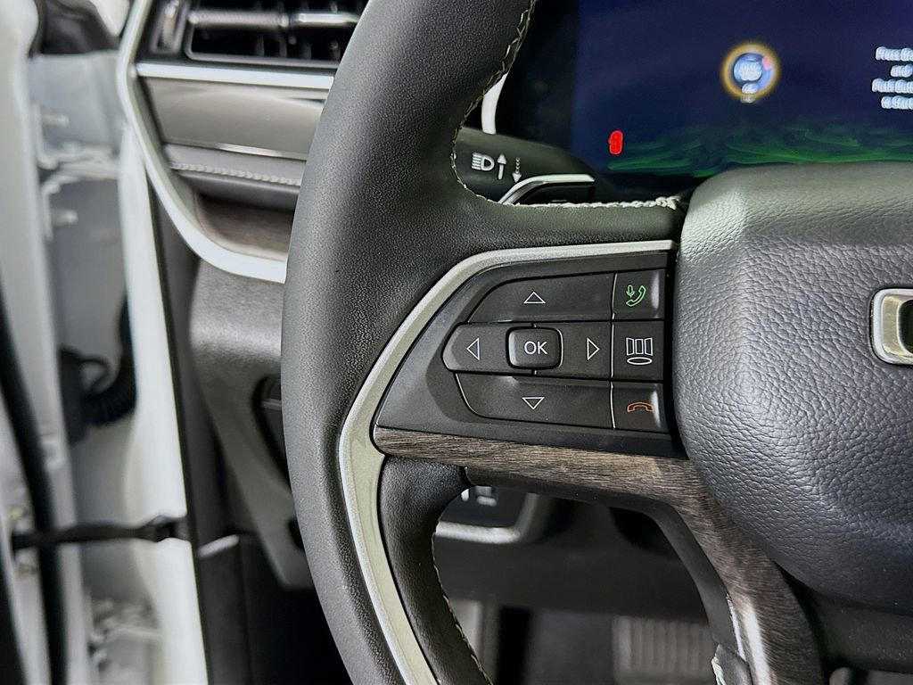 Used 2022 Jeep Grand Cherokee Limited 4xe image 22