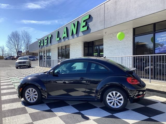 Used 2016 Volkswagen Beetle 1.8T S FWD image 8