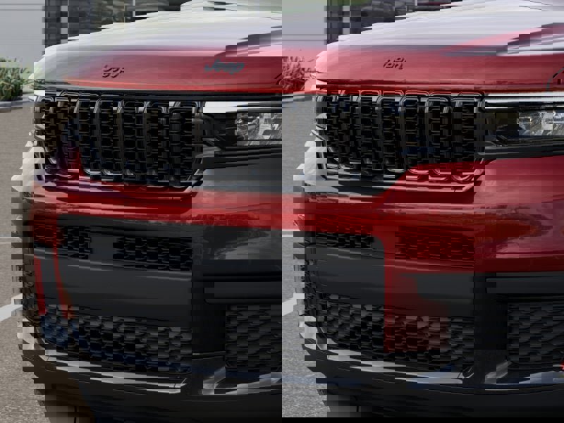 New 2025 Jeep Grand Cherokee L Altitude image 41