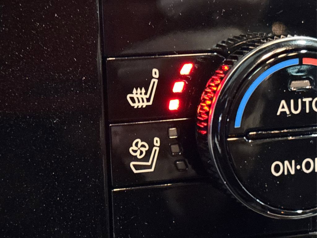 New 2025 Nissan Pathfinder Platinum w/ Cargo Package image 28