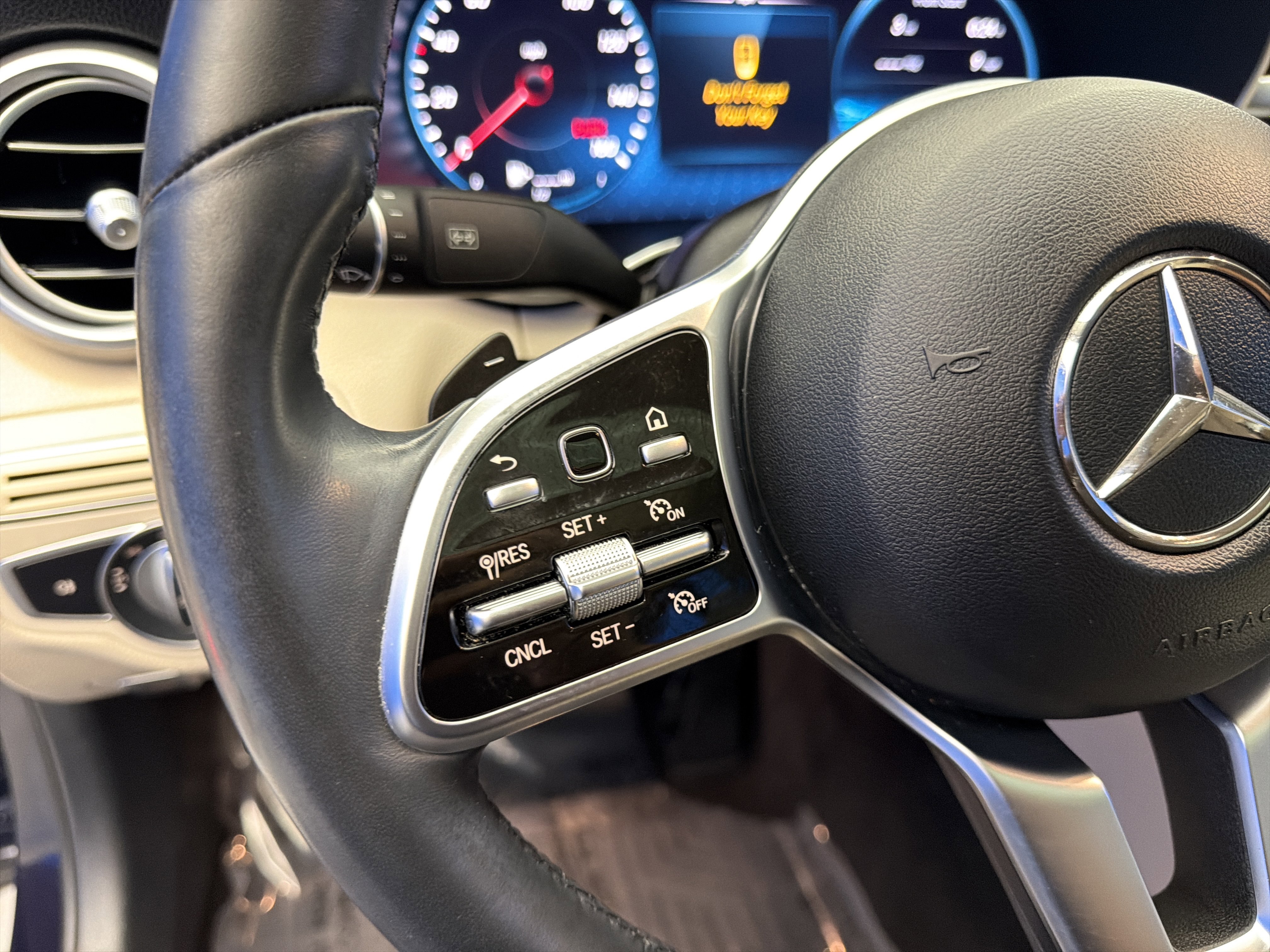 Used 2020 Mercedes-Benz C 300 4MATIC Sedan image 15