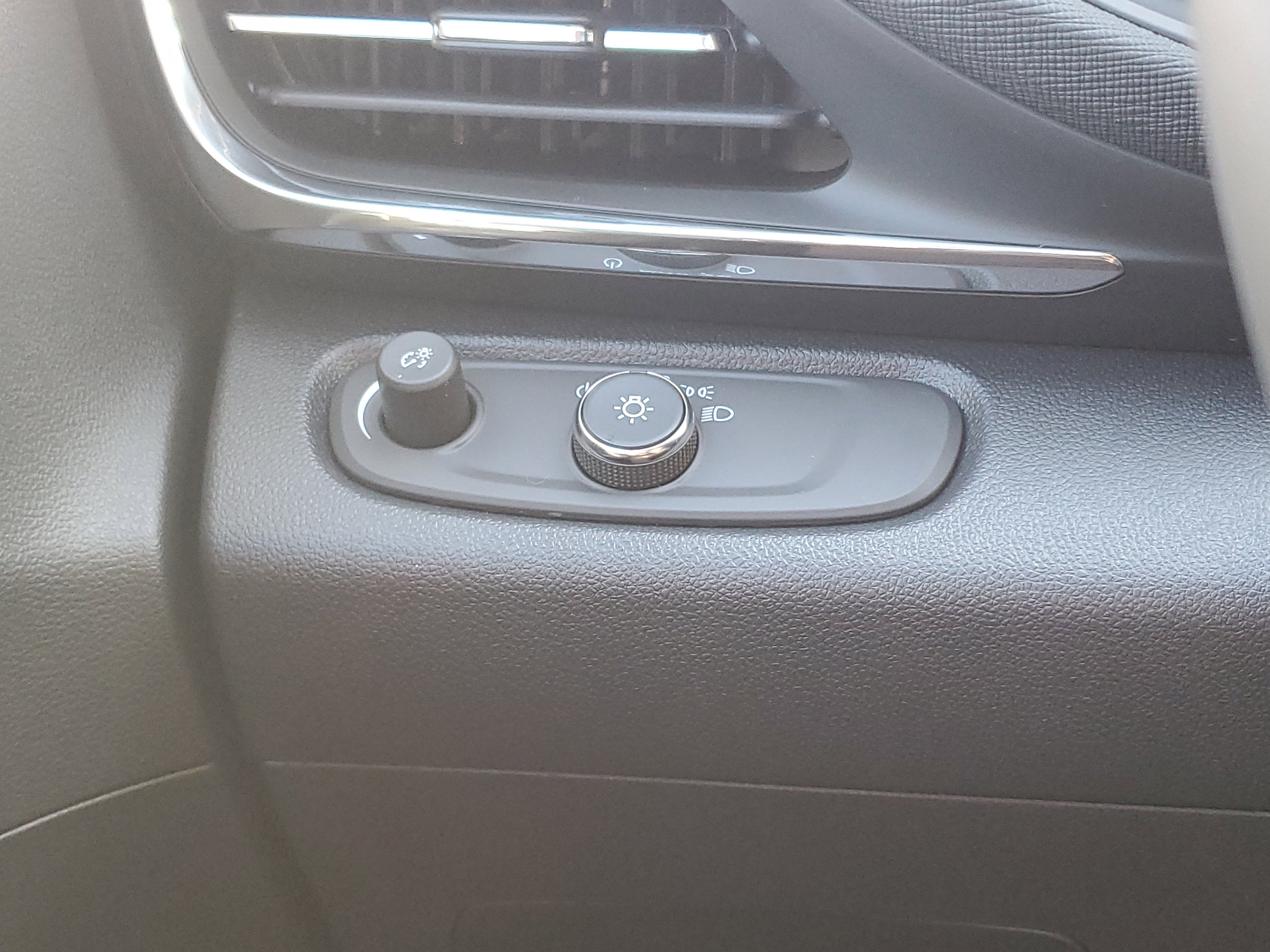 New 2026 Buick Envista Avenir image 26