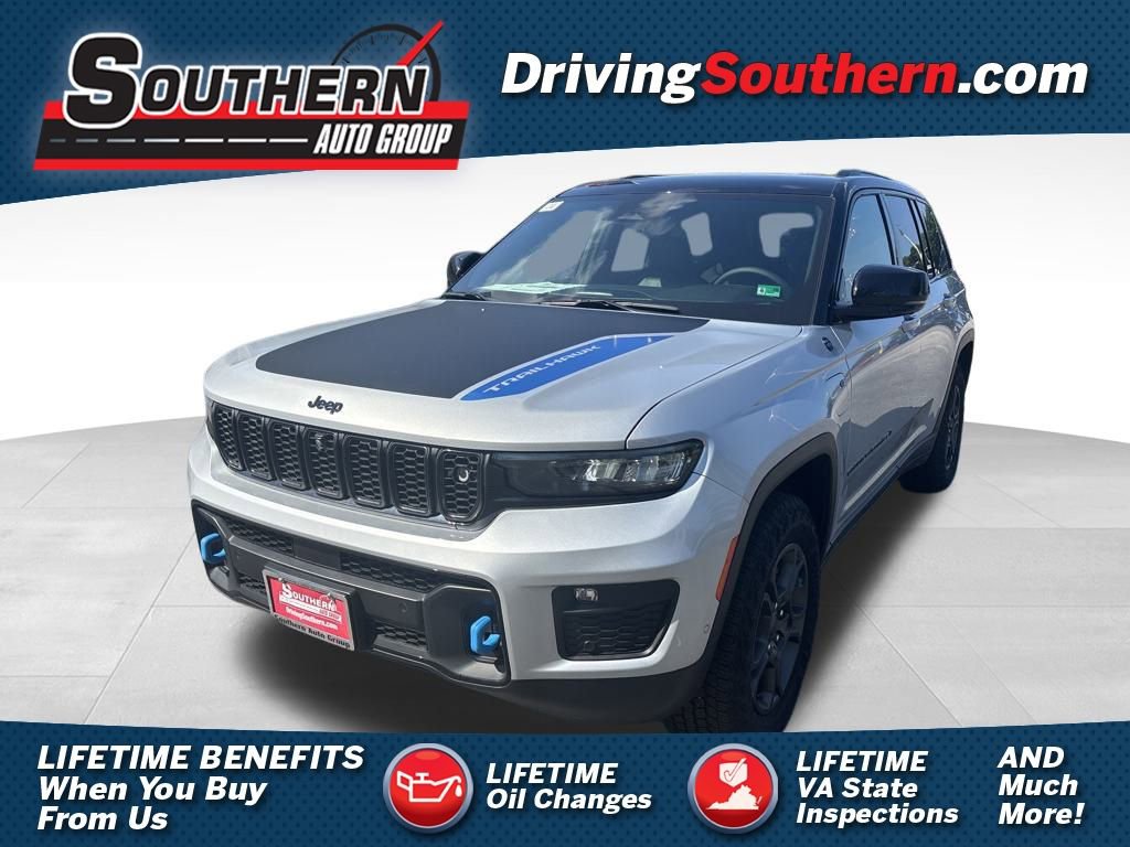 New 2024 Jeep Grand Cherokee Trailhawk w/ Advanced Protech Group II