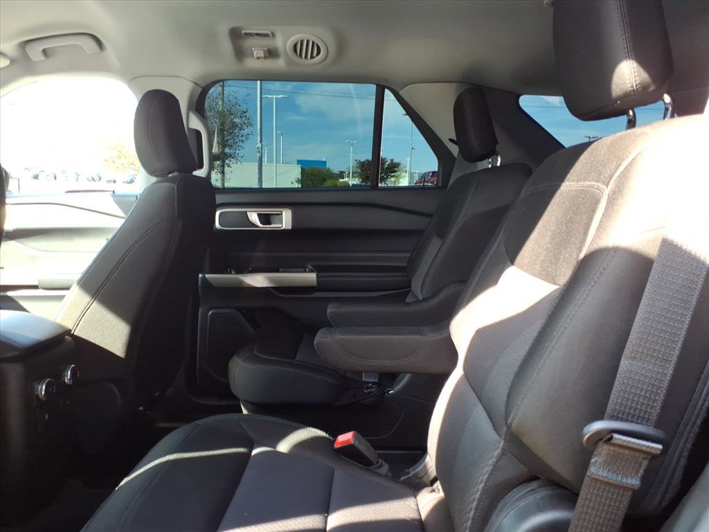 Used 2022 Ford Explorer XLT w/ Class IV Trailer Tow Package image 9