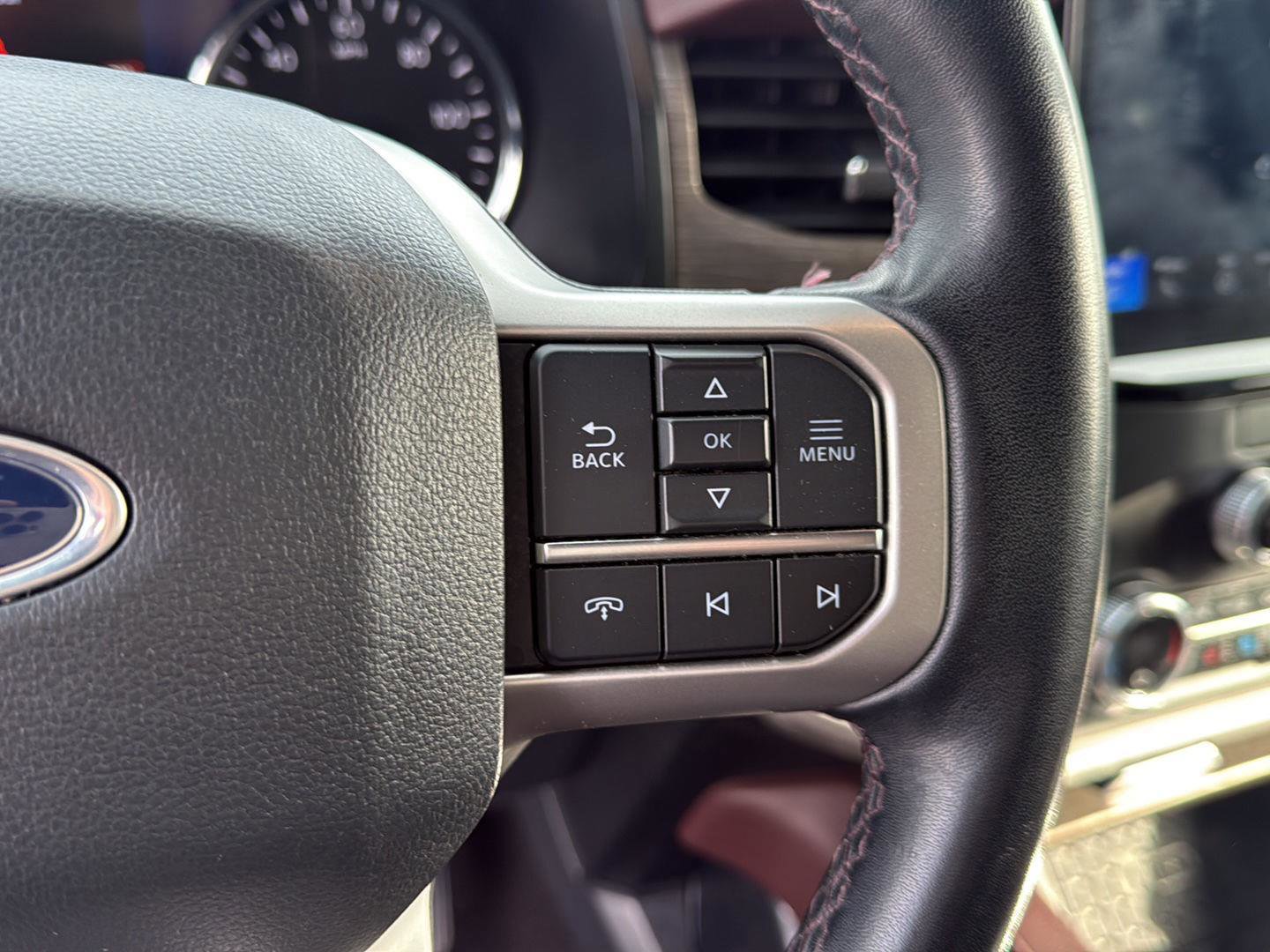 Used 2023 Ford Expedition Max Limited image 11