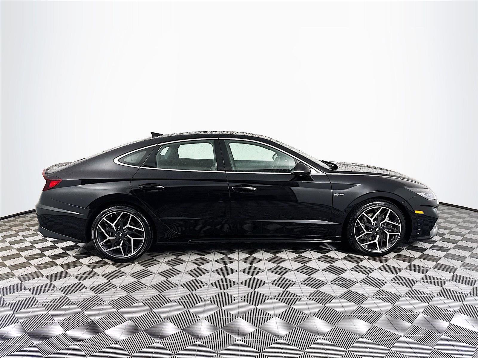 Used 2023 Hyundai Sonata N Line w/ Cargo Package image 5