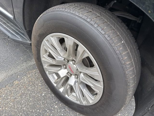 Used 2023 GMC Yukon Denali AWD/4WD image 9