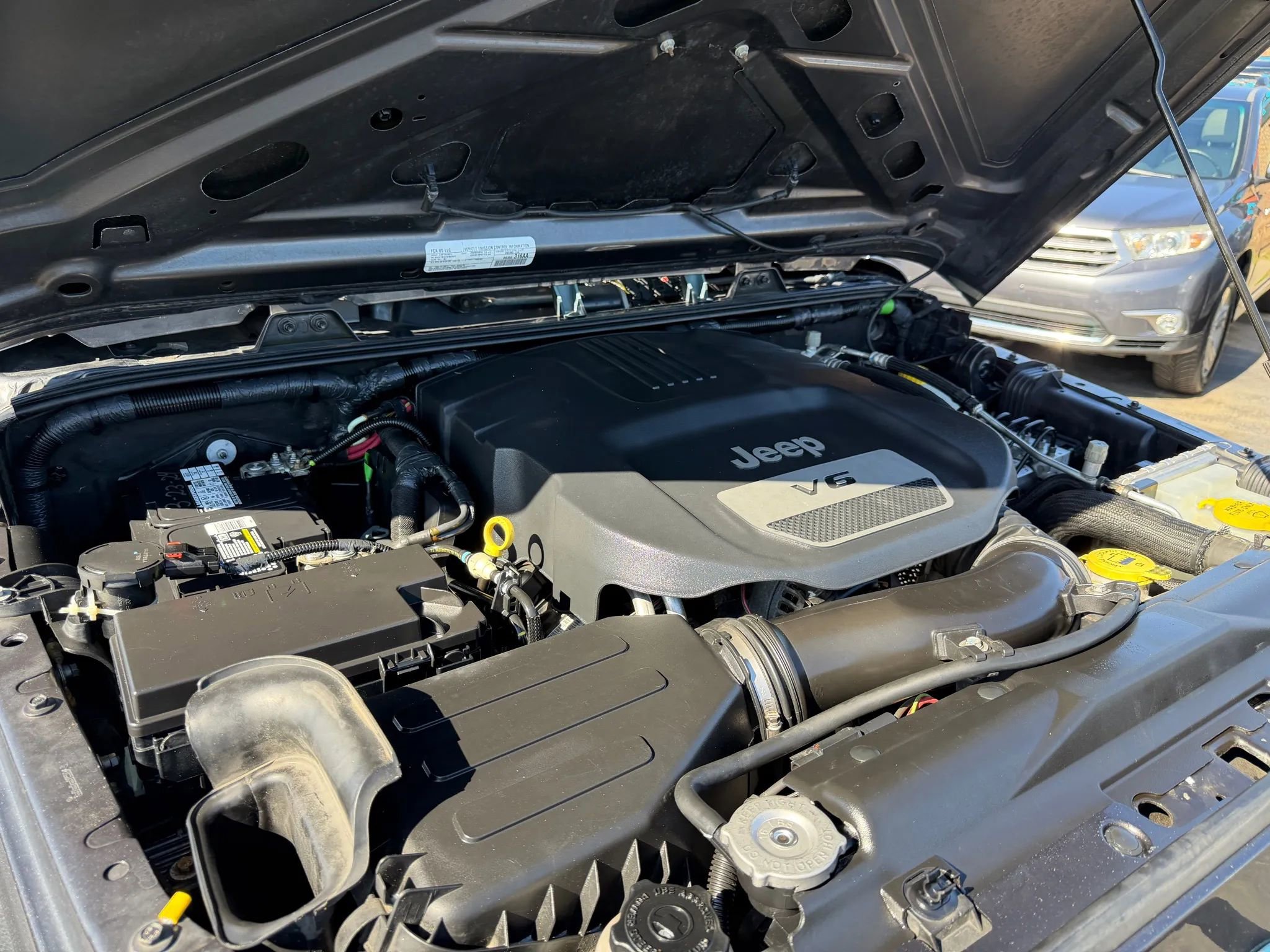 Used 2018 Jeep Wrangler Unlimited Sport S image 36