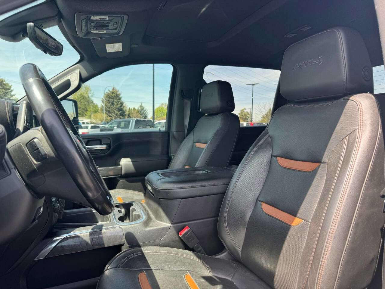 Used 2020 GMC Sierra 2500 AT4 w/ AT4 Premium Package AWD/4WD image 10