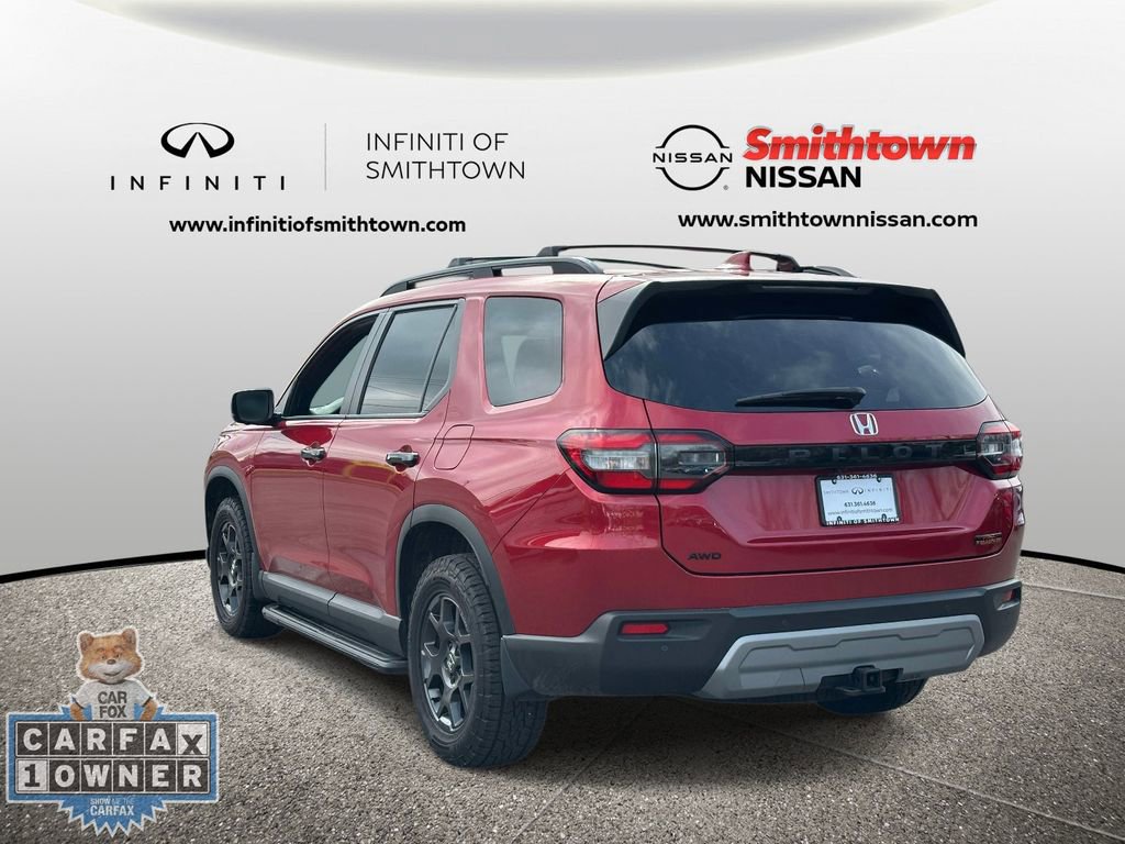 Used 2025 Honda Pilot TrailSport image 7