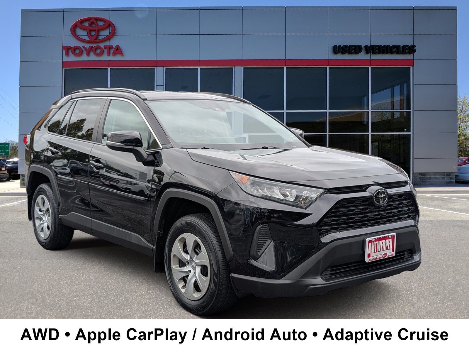 Certified 2021 Toyota RAV4 LE AWD/4WD image 1