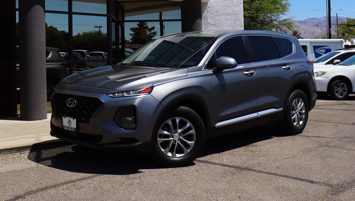 Used 2019 Hyundai Santa Fe SE AWD/4WD image 2