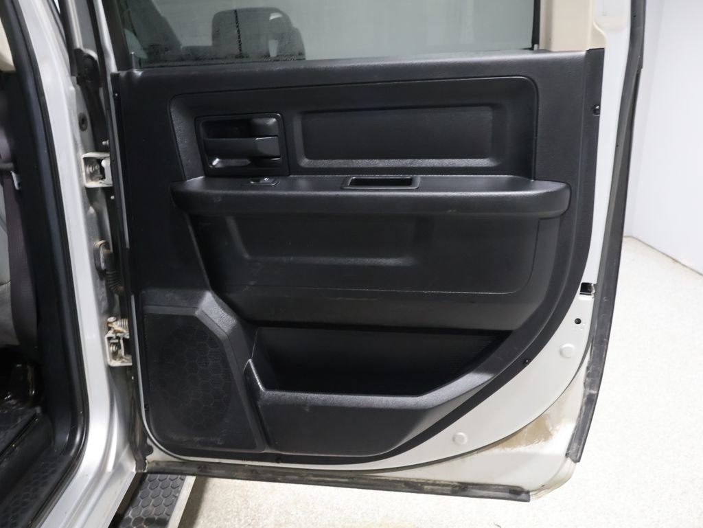 Used 2014 RAM 3500 Tradesman w/ Popular Equipment Group image 21