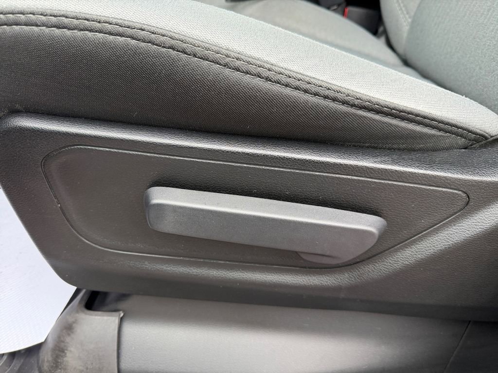 Used 2021 RAM 1500 Big Horn image 14