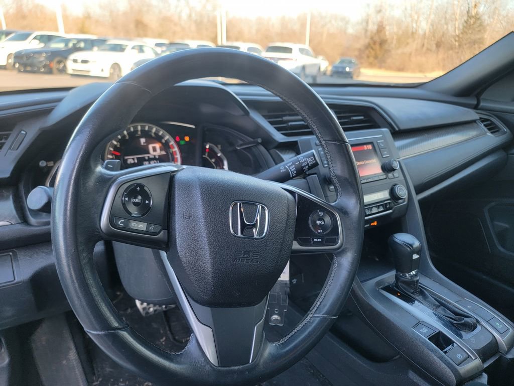Used 2018 Honda Civic Sport image 10