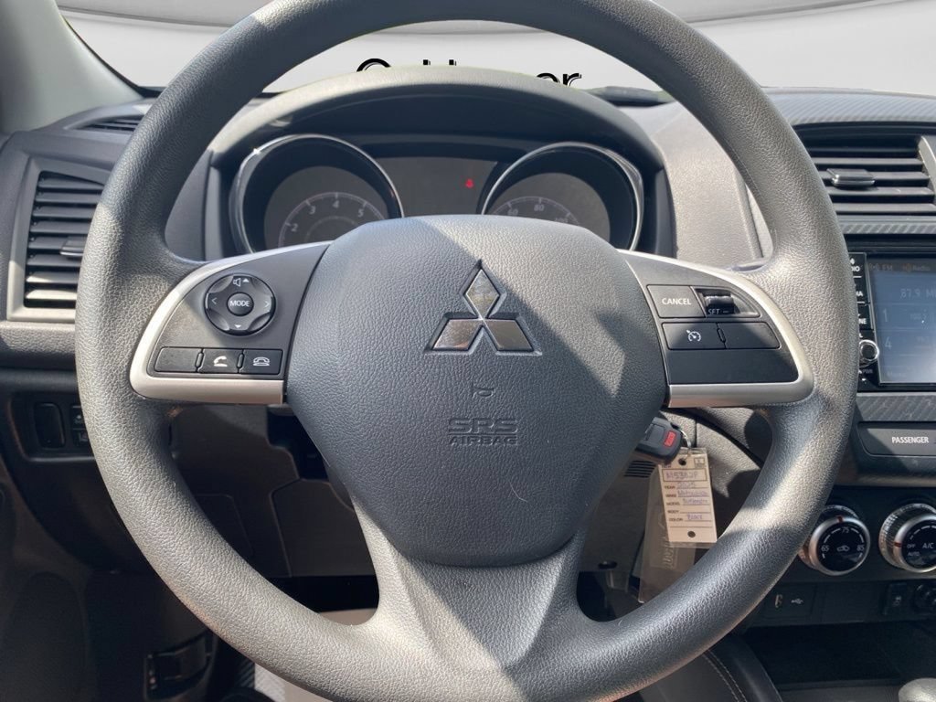 Used 2025 Mitsubishi Outlander Sport ES AWD/4WD image 25