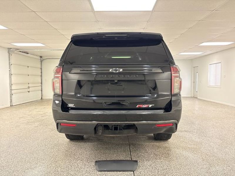 Used 2021 Chevrolet Suburban RST w/ Rear Media and Nav Package AWD/4WD image 32