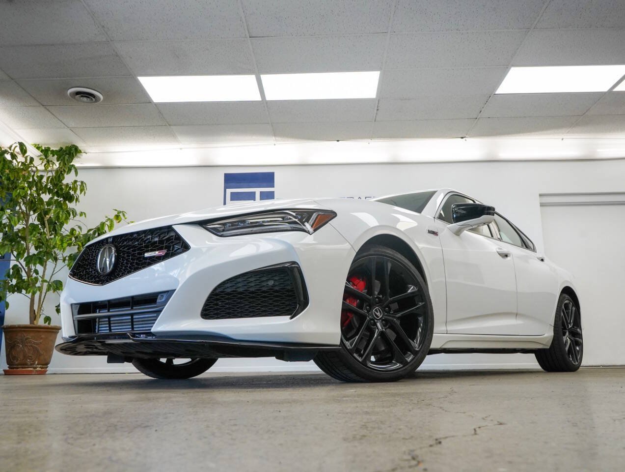 Used 2025 Acura TLX Type S AWD/4WD image 31