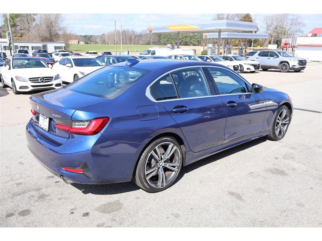 Used 2021 BMW 330i xDrive Sedan AWD/4WD image 5