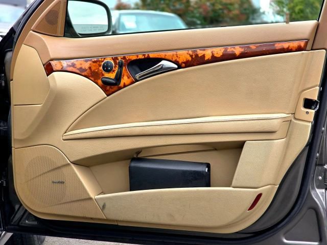 Used 2009 Mercedes-Benz E 350 4MATIC Wagon image 29