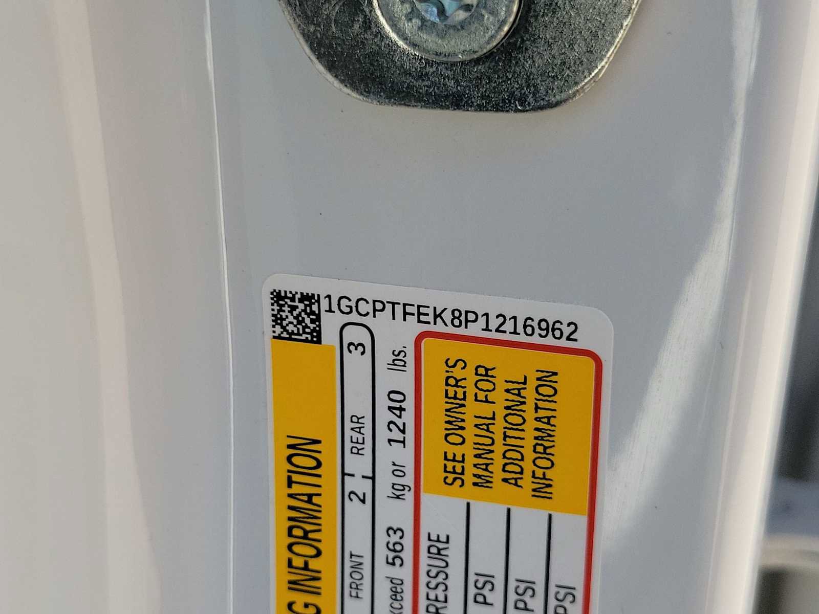 Used 2023 Chevrolet Colorado ZR2 w/ ZR2 Convenience Package III image 21