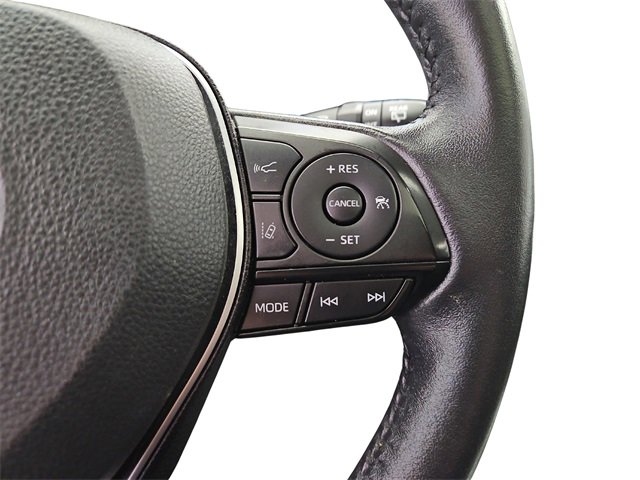 Used 2022 Toyota RAV4 XLE image 35