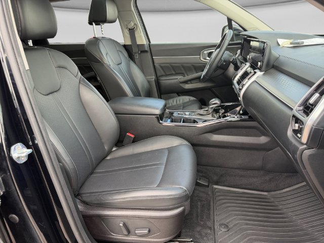 Used 2021 Kia Sorento SX AWD/4WD image 14