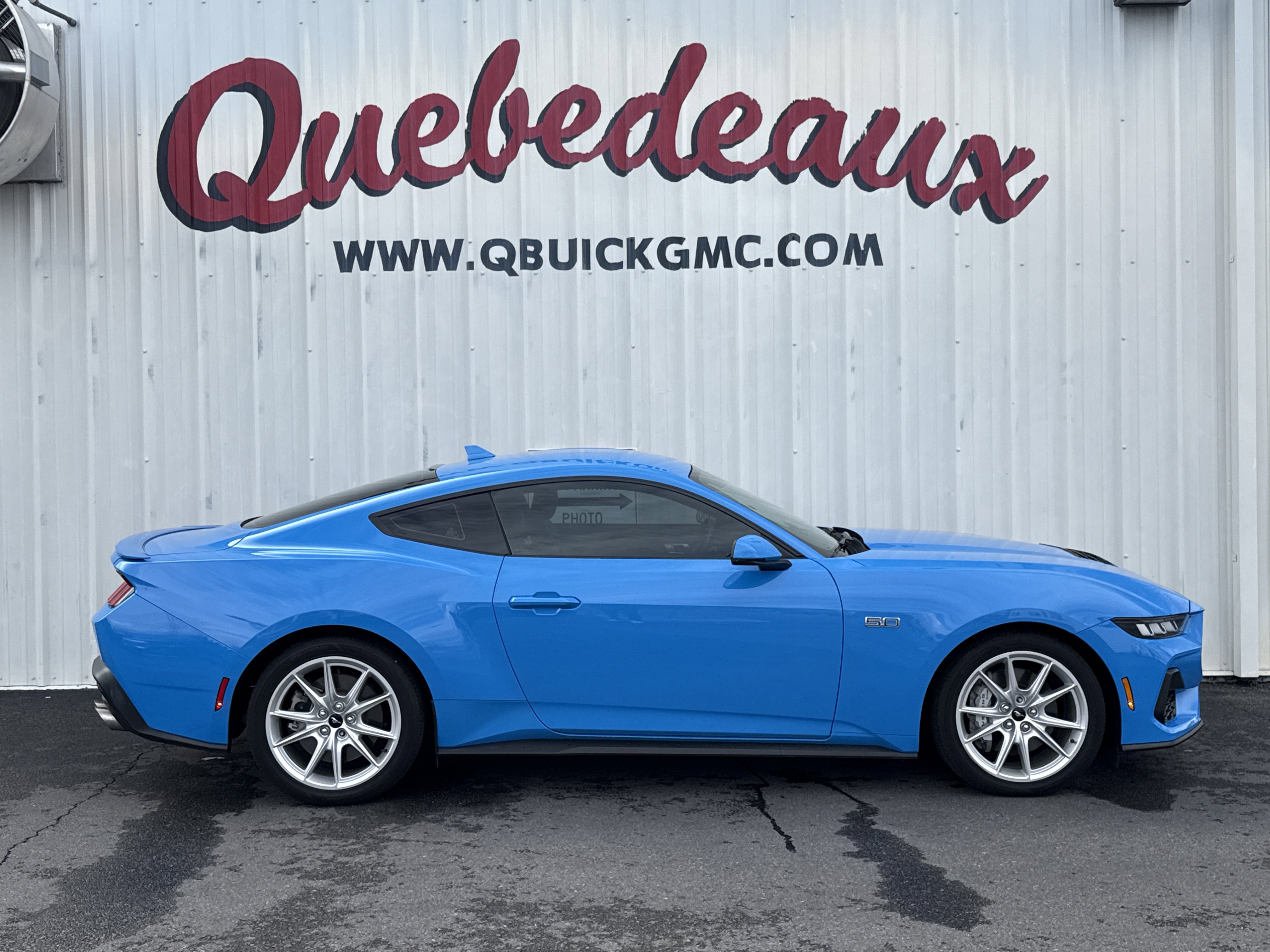 Used 2024 Ford Mustang GT Premium image 25