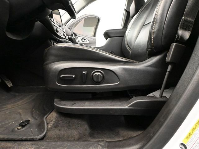 Used 2019 Chevrolet Traverse RS w/ LPO, Floor Liner Package image 22