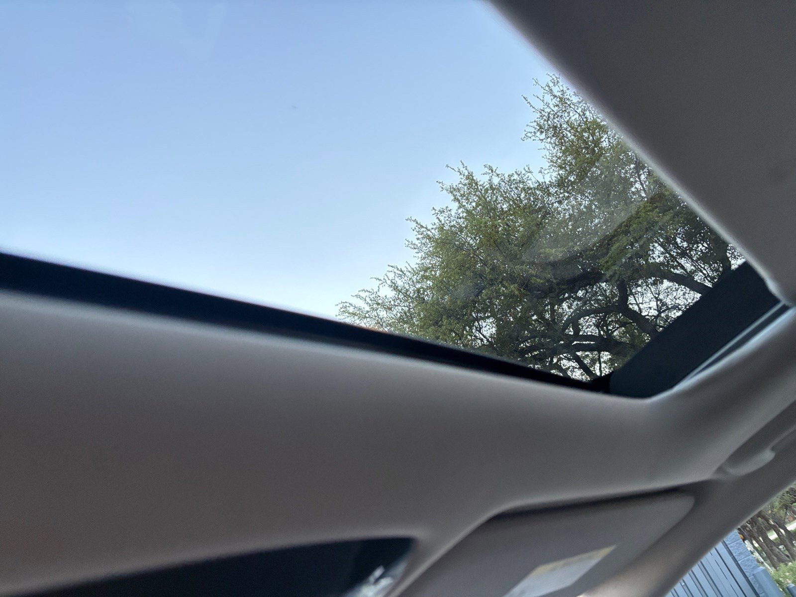 Used 2024 Kia Sportage SX image 19