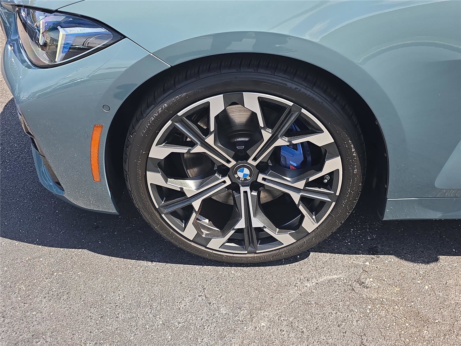 Used 2025 BMW M440i Convertible image 11