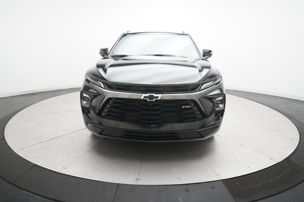 Certified 2024 Chevrolet Blazer RS w/ Driver Confidence II Package AWD/4WD image 11