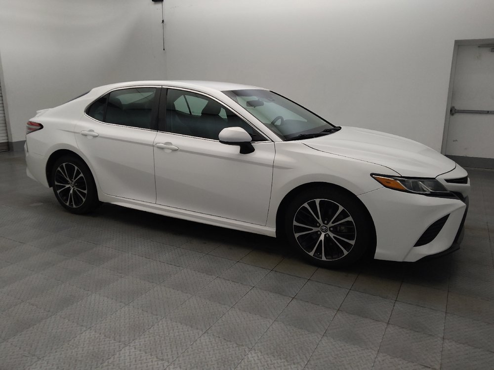 Used 2018 Toyota Camry SE FWD image 11