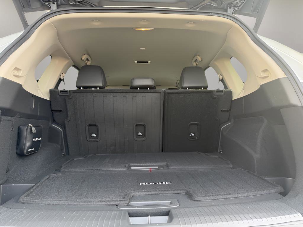 Certified 2025 Nissan Rogue SL image 11