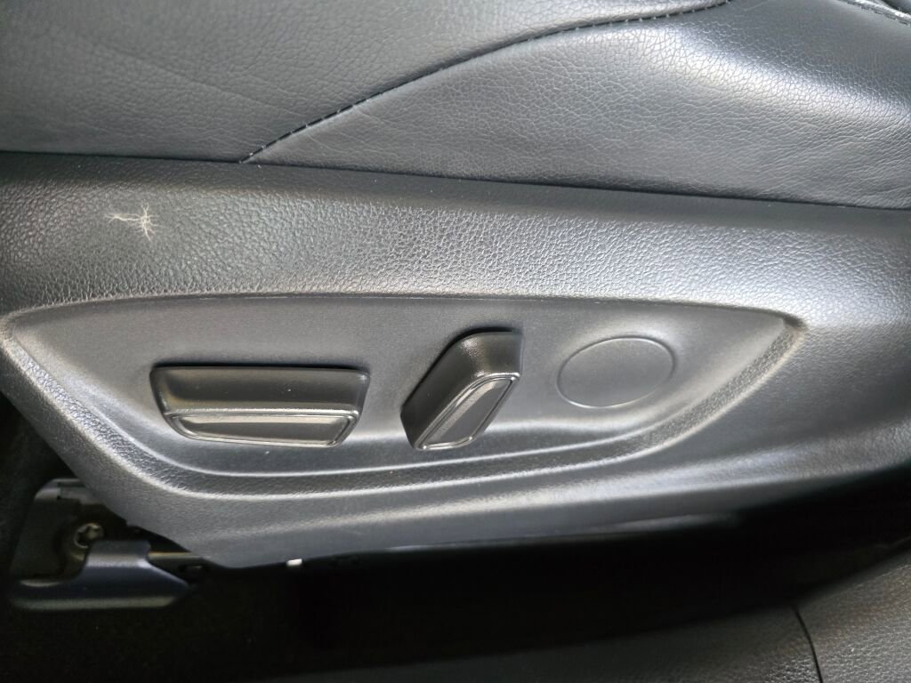 Used 2023 Toyota Corolla XSE w/ Carpet Mat Package (TMS) FWD image 23