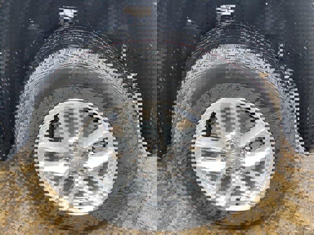 New 2025 Jeep Grand Cherokee Laredo X image 15