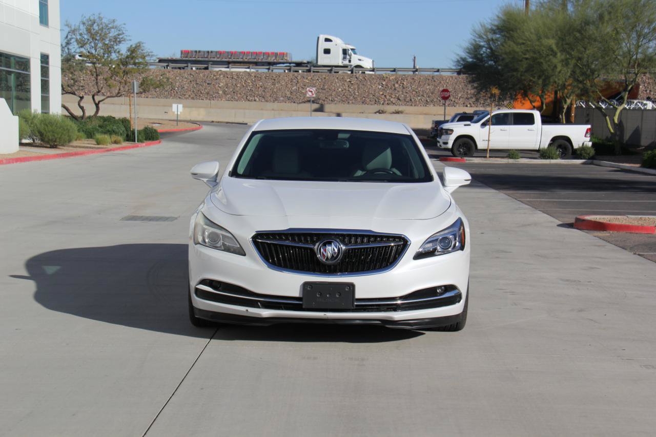 Used 2018 Buick LaCrosse Premium FWD image 2