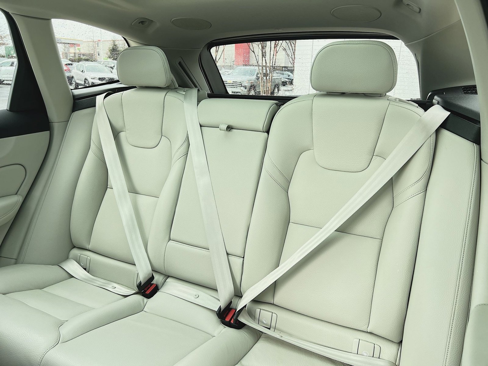 Certified 2023 Volvo XC60 B5 Plus w/ Climate Package image 25