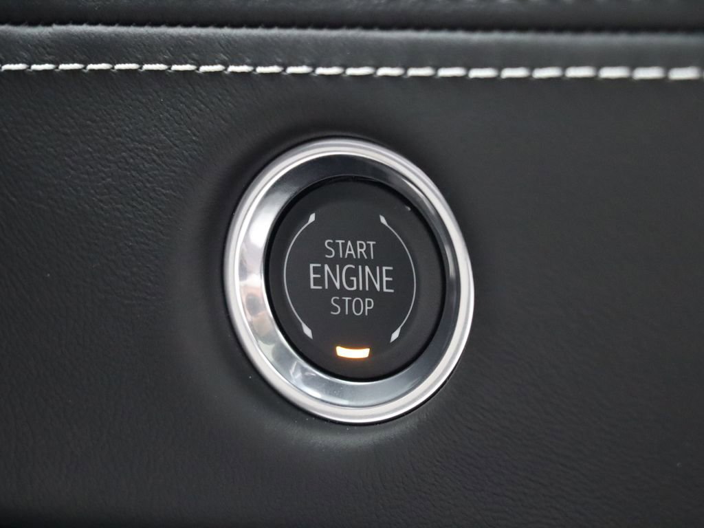 Used 2026 Cadillac Escalade Platinum Sport image 22