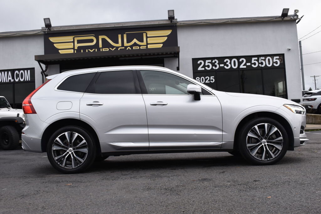 Used 2018 Volvo XC60 T8 Inscription w/ Vision Package image 12