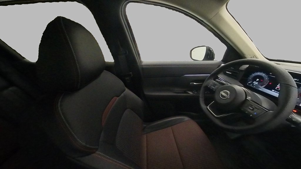 New 2025 Nissan Kicks SR w/ SR Premium Package image 23