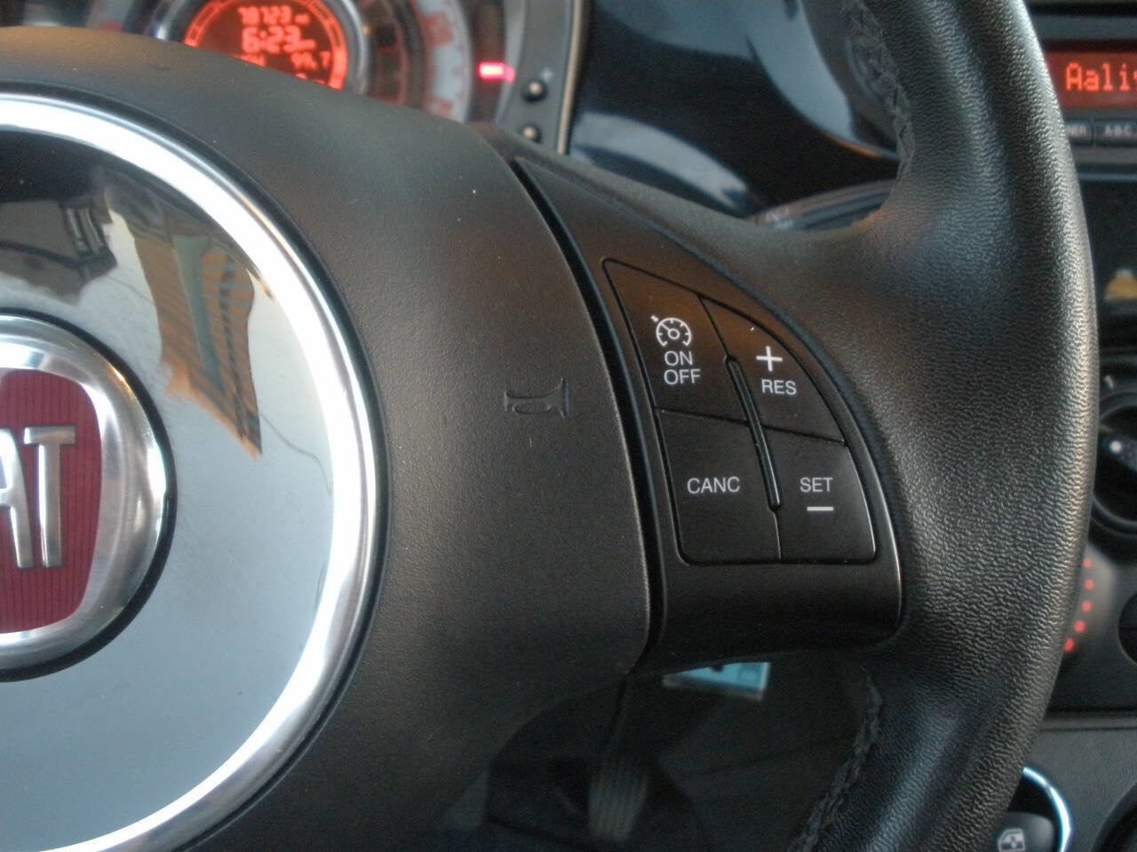 Used 2012 FIAT 500 Pop image 33